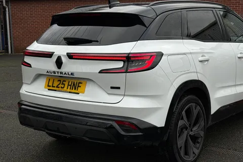 LL25HNF Renault Austral E-Tech FHEV Iconic Esprit Alpine 5dr Auto Thumbnail #11