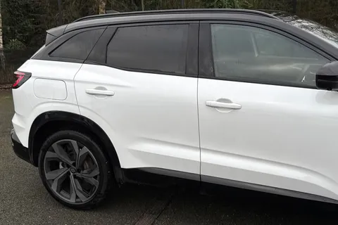 LL25HNF Renault Austral E-Tech FHEV Iconic Esprit Alpine 5dr Auto Thumbnail #30