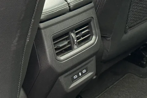 LL25HNF Renault Austral E-Tech FHEV Iconic Esprit Alpine 5dr Auto Thumbnail #41