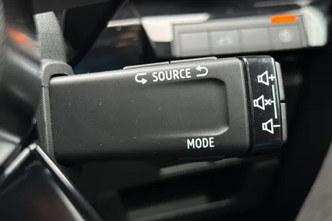 LL25HNF Renault Austral E-Tech FHEV Iconic Esprit Alpine 5dr Auto Thumbnail #47