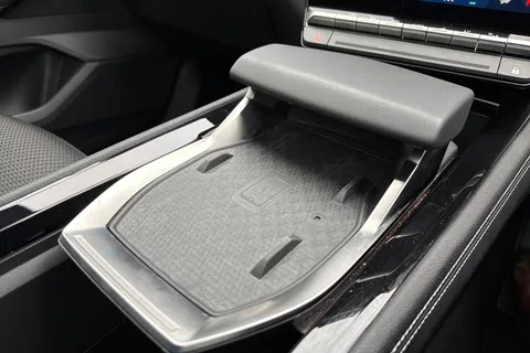 LL25HNF Renault Austral E-Tech FHEV Iconic Esprit Alpine 5dr Auto Thumbnail #48