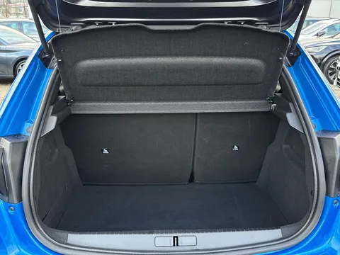 KW21YWO PEUGEOT 208 1.2 PureTech GT EAT Euro 6 (s/s) 5dr Thumbnail #11