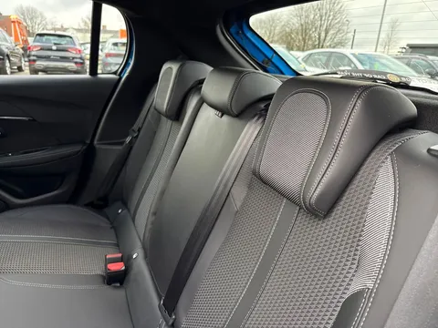 KW21YWO PEUGEOT 208 1.2 PureTech GT EAT Euro 6 (s/s) 5dr Thumbnail #15