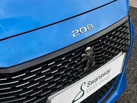 KW21YWO PEUGEOT 208 1.2 PureTech GT EAT Euro 6 (s/s) 5dr Thumbnail #31