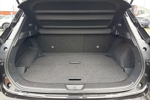 DN72YSD Nissan Qashqai 1.3 DIG-T MHEV N-Connecta XTRON Euro 6 (s/s) 5dr Thumbnail #7