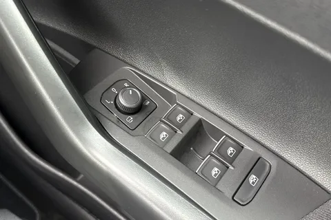 DA75RZH Volkswagen Polo 1.0 TSI 115 R-Line 5dr DSG Thumbnail #22