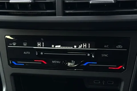 DA75RZH Volkswagen Polo 1.0 TSI 115 R-Line 5dr DSG Thumbnail #23