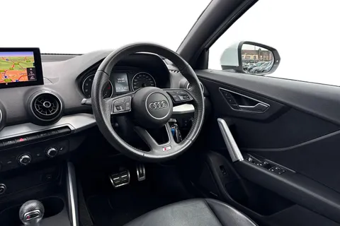 13 of 47 for Audi Q2 1.5 TFSI CoD 35 S line S Tronic Euro 6 (s/s) 5dr