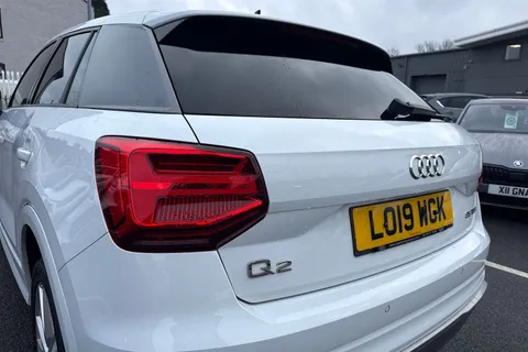 16 of 47 for Audi Q2 1.5 TFSI CoD 35 S line S Tronic Euro 6 (s/s) 5dr