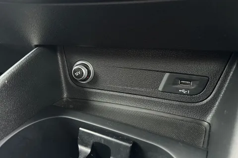 39 of 47 for Audi Q2 1.5 TFSI CoD 35 S line S Tronic Euro 6 (s/s) 5dr