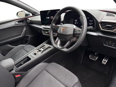 KY75EVN CUPRA Leon 1.5 eTSI 150 V2 5dr DSG Thumbnail #8