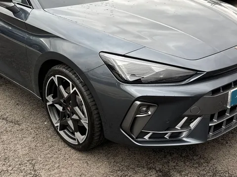 KY75EVN CUPRA Leon 1.5 eTSI 150 V2 5dr DSG Thumbnail #17