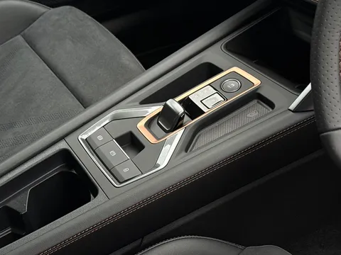 KY75EVN CUPRA Leon 1.5 eTSI 150 V2 5dr DSG Thumbnail #20