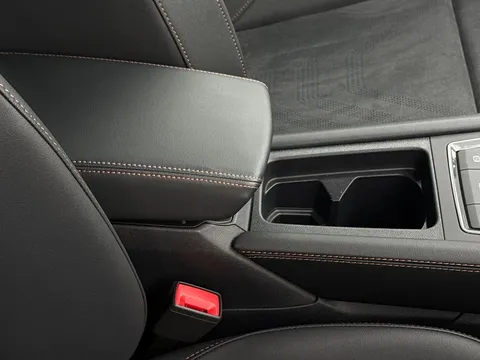 KY75EVN CUPRA Leon 1.5 eTSI 150 V2 5dr DSG Thumbnail #33