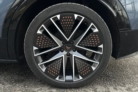 KO74CNZ CUPRA Tavascan 77kWh VZ2 SUV Coupe Auto 4Drive 5dr Thumbnail #11