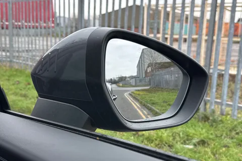 DC25TZZ CUPRA Terramar 2.0 TSI VZ2 DSG 4Drive Euro 6 (s/s) 5dr Thumbnail #19