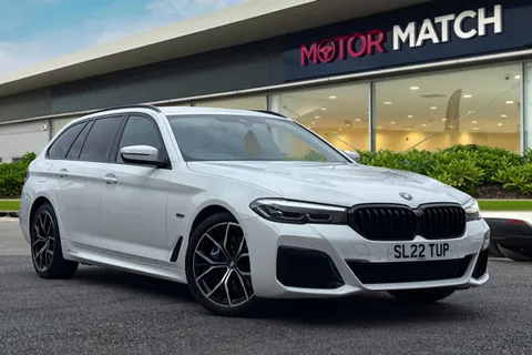 SL22TUP BMW 5 Series 2.0 530e 12kWh M Sport Touring Steptronic xDrive Euro 6 (s/s) 5dr Thumbnail #2