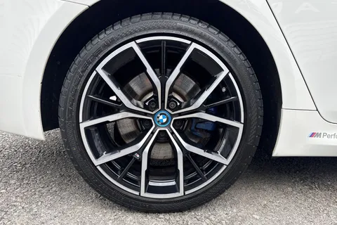 SL22TUP BMW 5 Series 2.0 530e 12kWh M Sport Touring Steptronic xDrive Euro 6 (s/s) 5dr Thumbnail #13