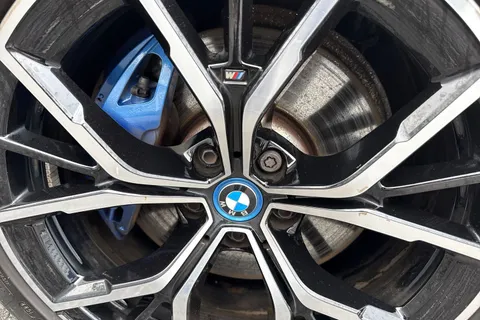 SL22TUP BMW 5 Series 2.0 530e 12kWh M Sport Touring Steptronic xDrive Euro 6 (s/s) 5dr Thumbnail #28