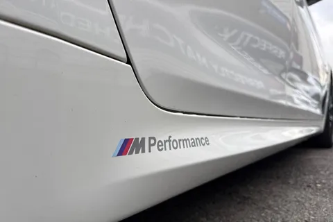 SL22TUP BMW 5 Series 2.0 530e 12kWh M Sport Touring Steptronic xDrive Euro 6 (s/s) 5dr Thumbnail #31