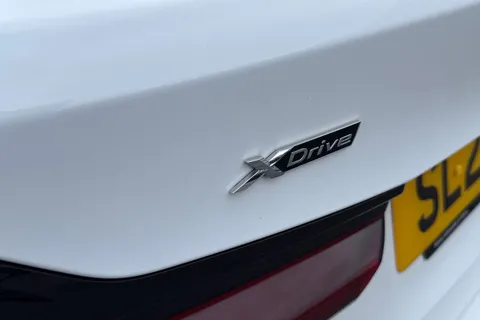 SL22TUP BMW 5 Series 2.0 530e 12kWh M Sport Touring Steptronic xDrive Euro 6 (s/s) 5dr Thumbnail #37