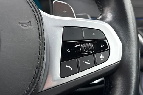 SL22TUP BMW 5 Series 2.0 530e 12kWh M Sport Touring Steptronic xDrive Euro 6 (s/s) 5dr Thumbnail #49