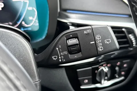 SL22TUP BMW 5 Series 2.0 530e 12kWh M Sport Touring Steptronic xDrive Euro 6 (s/s) 5dr Thumbnail #50