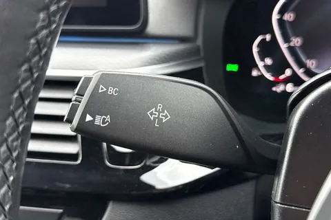 SL22TUP BMW 5 Series 2.0 530e 12kWh M Sport Touring Steptronic xDrive Euro 6 (s/s) 5dr Thumbnail #52