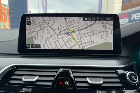 SL22TUP BMW 5 Series 2.0 530e 12kWh M Sport Touring Steptronic xDrive Euro 6 (s/s) 5dr Thumbnail #59