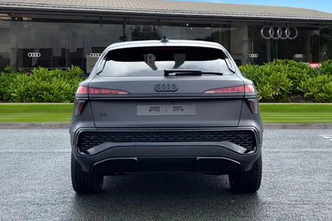  Audi Q3 1.5 e-hybrid Edition 1 Sportback S Tronic Euro 6 (s/s) 5dr 26kWh Thumbnail #5