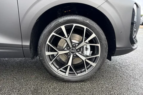  Audi Q3 1.5 e-hybrid Edition 1 Sportback S Tronic Euro 6 (s/s) 5dr 26kWh Thumbnail #10