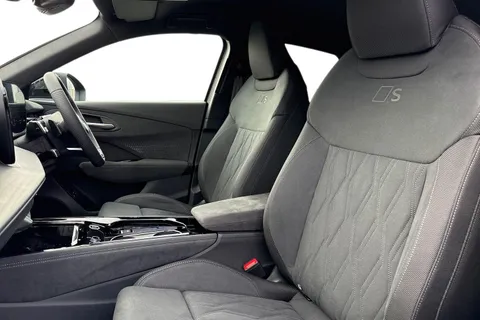  Audi Q3 1.5 e-hybrid Edition 1 Sportback S Tronic Euro 6 (s/s) 5dr 26kWh Thumbnail #16