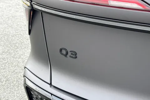  Audi Q3 1.5 e-hybrid Edition 1 Sportback S Tronic Euro 6 (s/s) 5dr 26kWh Thumbnail #27
