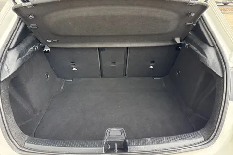 KL19XTF Mercedes-Benz A Class 1.3 A180 SE Euro 6 (s/s) 5dr Thumbnail #7