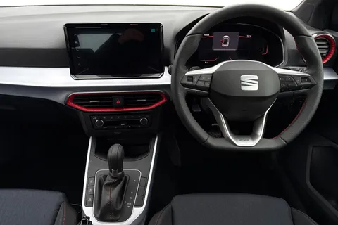 DA75HSG SEAT Arona 1.5 TSI FR DSG Euro 6 (s/s) 5dr Thumbnail #17