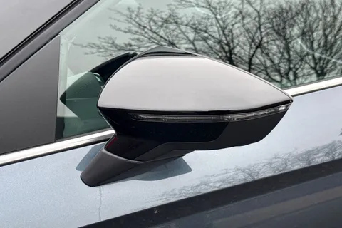 DA75HSG SEAT Arona 1.5 TSI FR DSG Euro 6 (s/s) 5dr Thumbnail #32