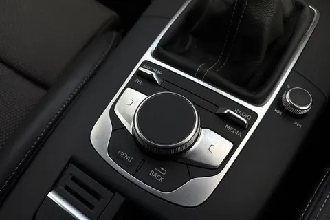 OE17EAO Audi A3 1.4 TFSI CoD S line Euro 6 (s/s) 4dr Thumbnail #29