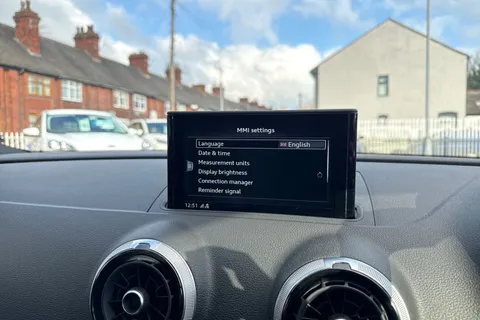 OE17EAO Audi A3 1.4 TFSI CoD S line Euro 6 (s/s) 4dr Thumbnail #35