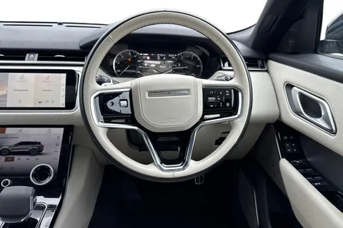 KW72UFC Land Rover Range Rover Velar 2.0 D200 Velar Edition 5dr Thumbnail #17