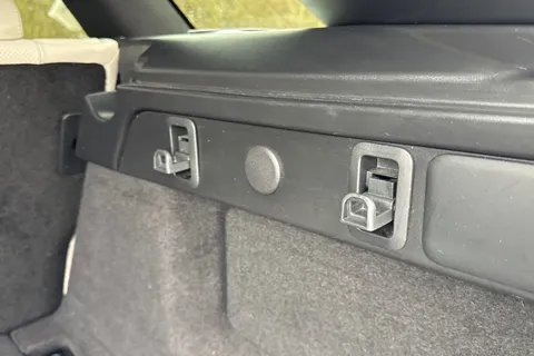 KW72UFC Land Rover Range Rover Velar 2.0 D200 Velar Edition 5dr Thumbnail #29