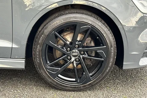 GC19BCK Audi A3 1.5 TFSI CoD 35 Black Edition S Tronic Euro 6 (s/s) 4dr Thumbnail #10