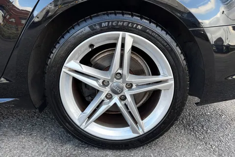 12 of 60 for Audi A4 Avant 1.4 TFSI S line Euro 6 (s/s) 5dr