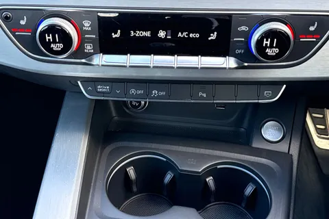 22 of 60 for Audi A4 Avant 1.4 TFSI S line Euro 6 (s/s) 5dr