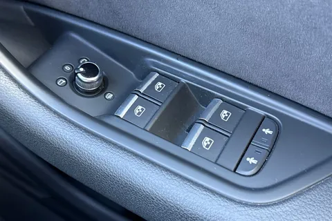 37 of 60 for Audi A4 Avant 1.4 TFSI S line Euro 6 (s/s) 5dr