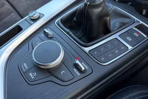 49 of 60 for Audi A4 Avant 1.4 TFSI S line Euro 6 (s/s) 5dr