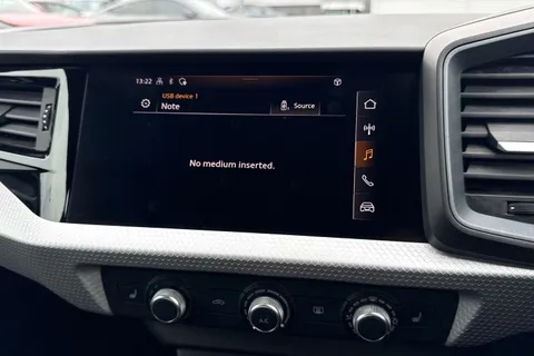 DS22UPR Audi A1 S line 30 TFSI  110 PS S tronic Thumbnail #35