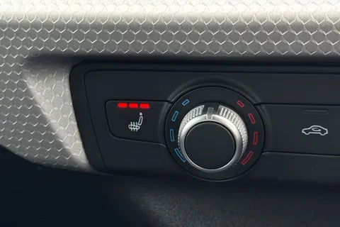 DS22UPR Audi A1 S line 30 TFSI  110 PS S tronic Thumbnail #47