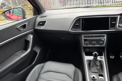 19 of 45 for SEAT Ateca 1.5 TSI EVO FR Black Edition Euro 6 (s/s) 5dr