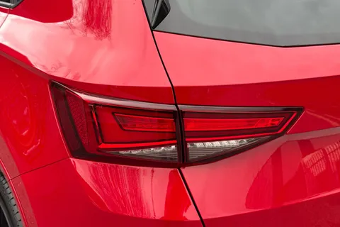 27 of 45 for SEAT Ateca 1.5 TSI EVO FR Black Edition Euro 6 (s/s) 5dr