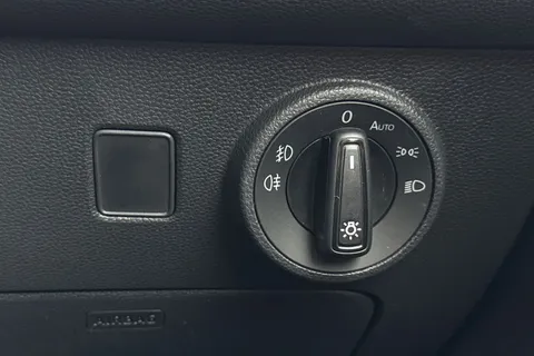 37 of 45 for SEAT Ateca 1.5 TSI EVO FR Black Edition Euro 6 (s/s) 5dr